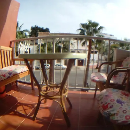 Estudio J-60, Terraza & 1º Planta